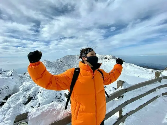 俳優キム・ジフン、 新年のあいさつ“漢拏山・白鹿潭の気運をお分けします”