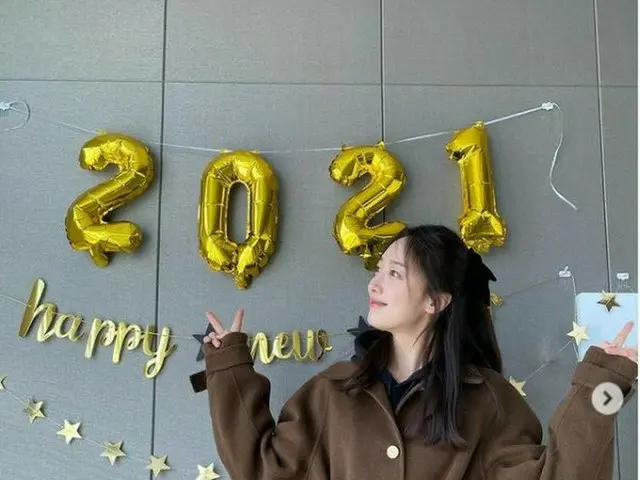 女優ピョ・イェジン、新年から美貌が爆発中…清純さが溢れている。