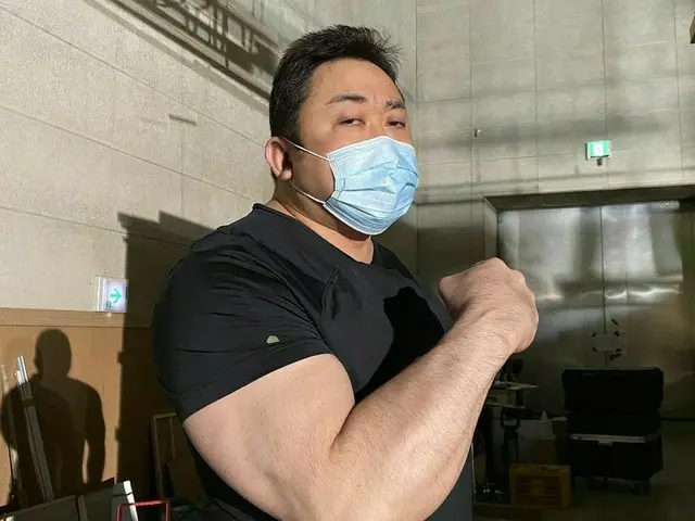 俳優マ・ドンソク、ものすごい豪腕に視線釘付け!!
