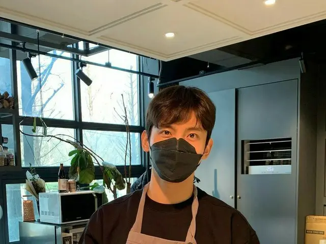 「東方神起」チャンミン、料理の腕はシェフ級…“牛肉のタルタルステーキ”