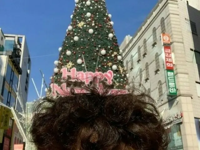 「2PM」テギョン、厳しい寒さでもカリスマ溢れる瞳を披露。