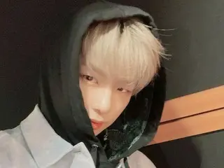 「WANNA-ONE」出身カン・ダニエル、ワンちゃんのような致命的な眼差しにキュン。