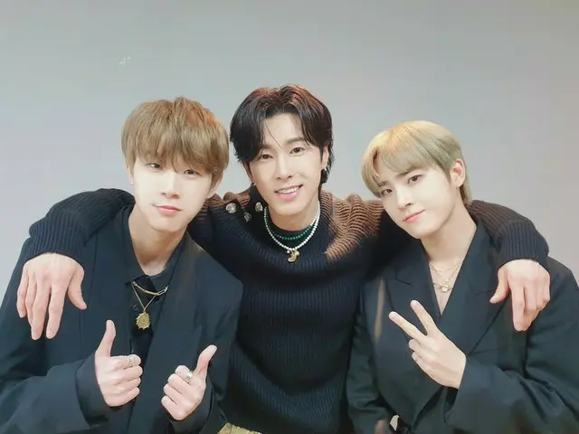 「Golden Child」、「東方神起」ユンホとほのぼの先輩後輩ショット