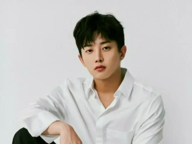 俳優キム・ミンソク、「独立万歳」に合流…ソン・ウニ、AKMU、ジェジェとリアルな独立ライフを公開!!