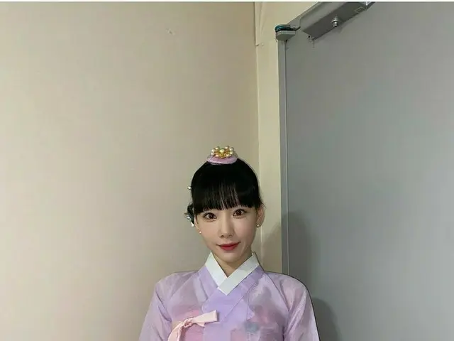 「少女時代」テヨン、長い髭のコスプレに衝撃！？スヨン＆サニーからもコメント