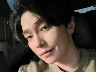 俳優ユン・ギュンサン、すっきりした顎のライン披露…ダイエット成功？