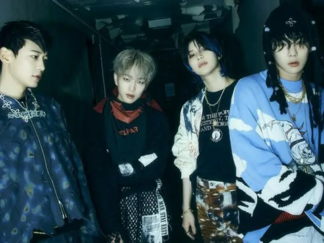 「SHINee」“カムバックD-4”、「Kiss Kiss」で見せるSweetな魅力♥