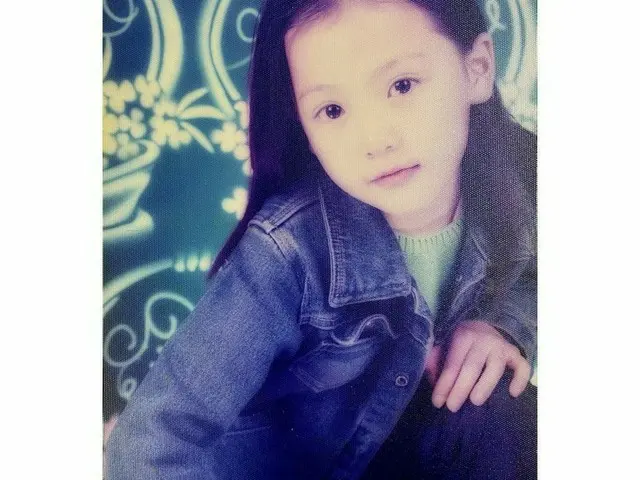 知英（KARA出身）、人形のような7歳の時の姿を公開…幼い頃から美しい