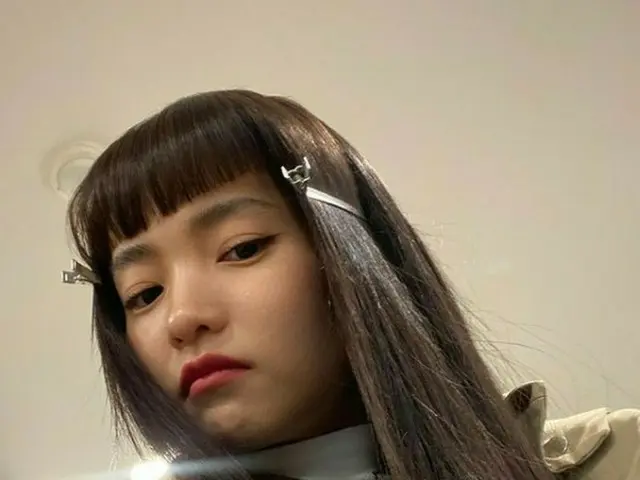 女優キム・テリ、SNSで日常共有…チョッピーバングも可愛さ満載
