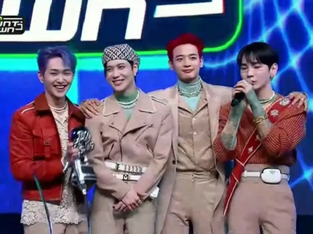 「SHINee」Key（キー）、「Mカ」で1位所感“恋しい人がいる…空席が大きい。愛してる”