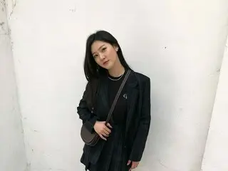 女優キム・セロン、角度の重要性を無視する美貌…適当に撮ってもグラビア級