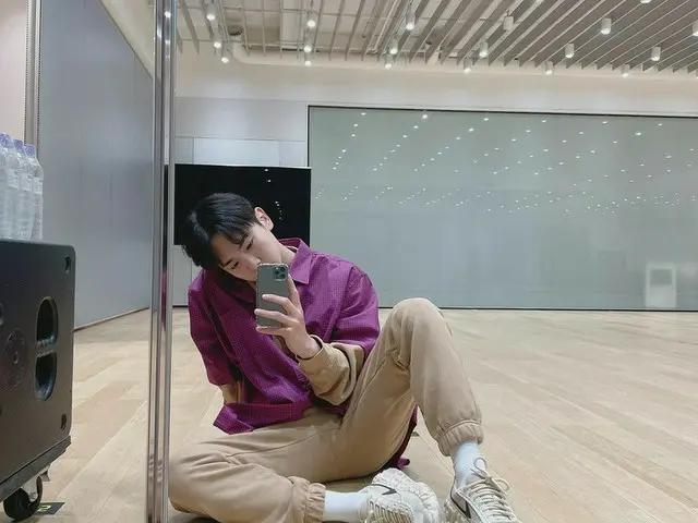 「SHINee」Key（キー）、練習室でカシャ…インスタ上でもミンホとトムとジェリーw