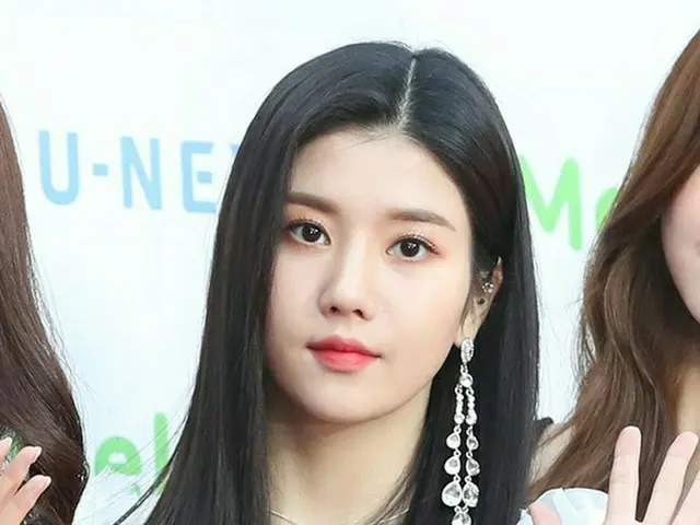 「IZ*ONE」クォン・ウンビ、事務所先輩「INFINITE」ソンギュの新曲MVに出演