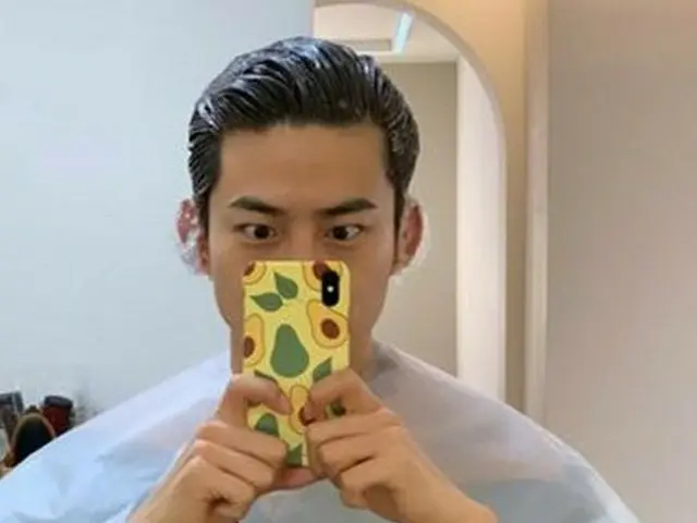 オク・テギョン（2PM）、毛染め姿を公開…”トーンダウンしなければ”