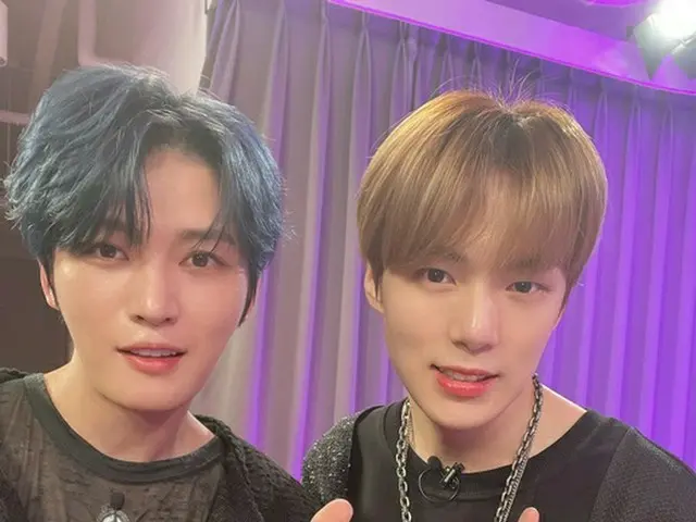 「MONSTA X」ミニョク、キム・ジェジュンと同じポーズで仲のいい姿を披露…“最高様との最高の時間は最高だ”