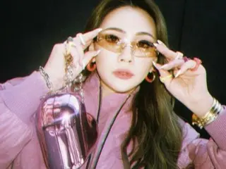 CL、オールピンクファッションで近況伝える