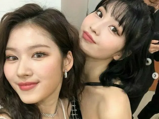 「TWICE」モモ＆サナ、JYP入社9周年を記念しお祝い…最高の相方