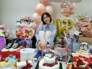 イム・スヒャン、ファンからの誕生日プレゼントに囲まれて感激…「どうやってお返ししたらいいか」