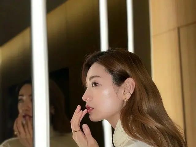 元「AFTER SCHOOL」ナナ、美しく通った鼻筋…横顔が芸術になるビジュアル