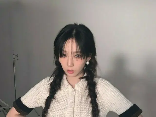 「少女時代」テヨン、ヌードトーンメイクで妖精ビジュアルを完成
