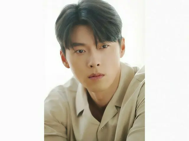 俳優ヒョンビン、広告ビハインド公開…ジュエリーが似合う男