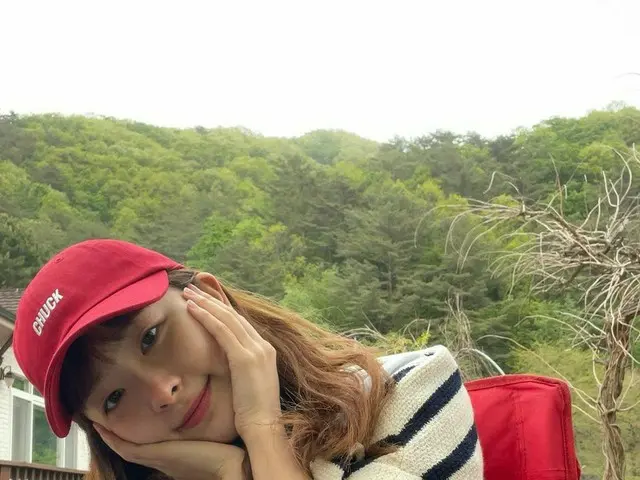 「Red Velvet」スルギ、かわいい笑顔で“ああ うれしい”