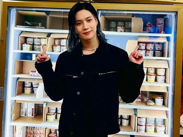 「SHINee」テミン、アイスクリームケースの前でキュートな笑顔♥