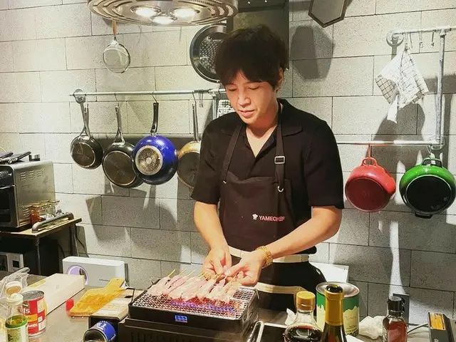 チャン・グンソク、焼き鳥を焼く姿もカッコいいw