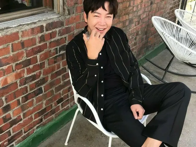 チャン・グンソク、“何がそんなにおかしいの?”相変らず少年のような笑顔