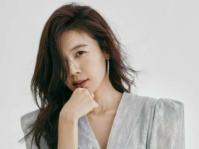 女優キム・ハヌル、新プロフィール写真公開!!…変わらない美貌に感嘆