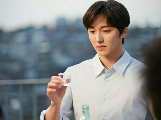 「SF9」チャニ、より成熟して男らしさが増した姿に感嘆