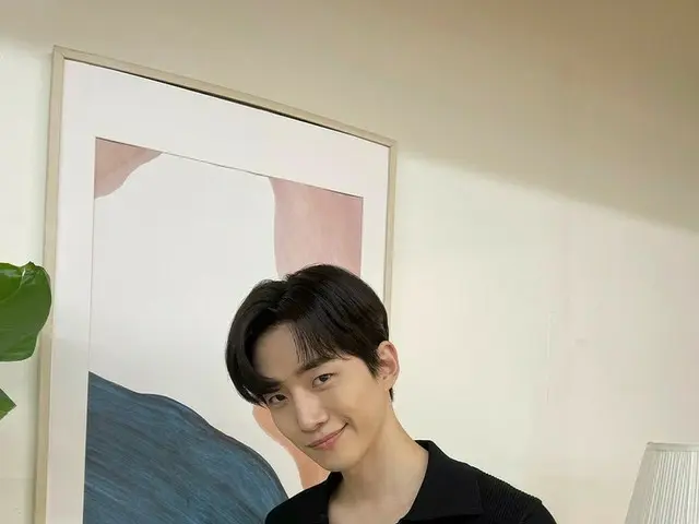 「2PM」ジュノ、シックな笑顔に致命的なまなざしにキュン