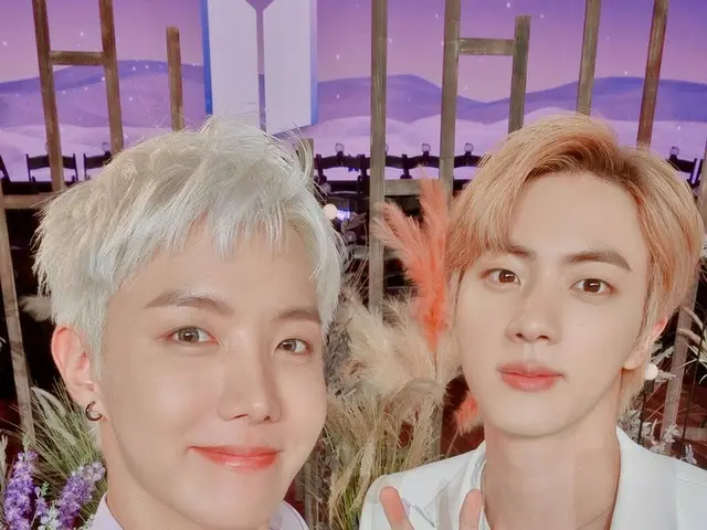 「BTS（防弾少年団）」JIN＆J-HOPE、明るいヘアカラーで明るいビジュアル…“Love U ARMY”