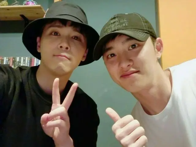 「FTISLAND」イ・ホンギ＆「EXO」ド・ギョンス、きらきらした眼差しでツーショット…”ほんとに写った...？”