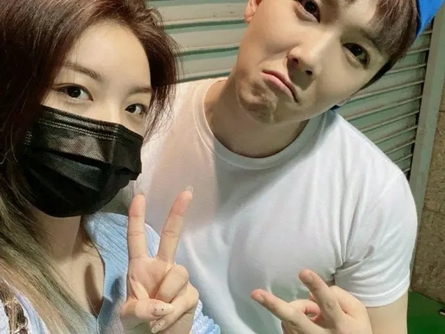 Ailee、イ・ホンギ（FTISLAND）との仲のいいツーショット公開…”今日は最高。涙も鼻水も出た”