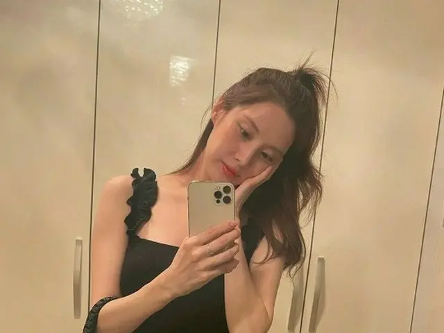 「少女時代」ソヒョン、か細いウエストにジーンズがブカブカ…セクシー溌剌な魅力で魅了