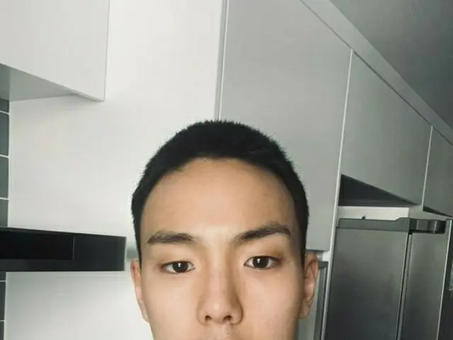 「MONSTA X」ショヌ、きょう（22日）軍隊へ…坊主頭の写真公開“いってきます”