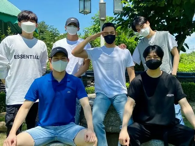 メンバー全員でお見送り「MONSTA X」ショヌ、訓練所に入所！”また一緒に会える日を約束して、元気で行ってきます”