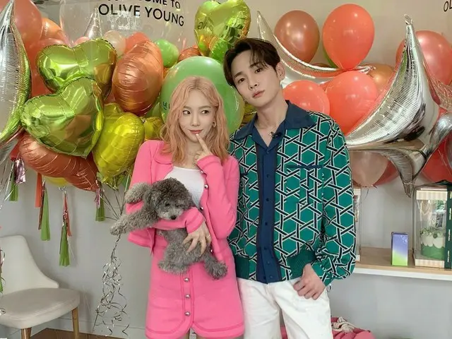 「SHINee」Key（キー）、またまた「少女時代」テヨンとのツーショットを公開