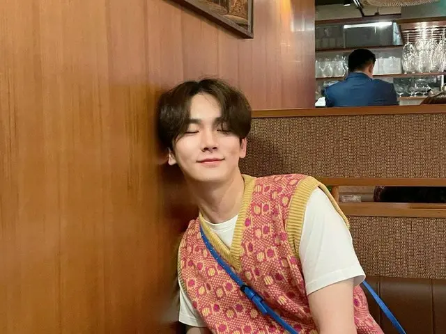 「SHINee」Key（キー）、おしゃれも暑さには勝てない?!“サマーニットなんて...”