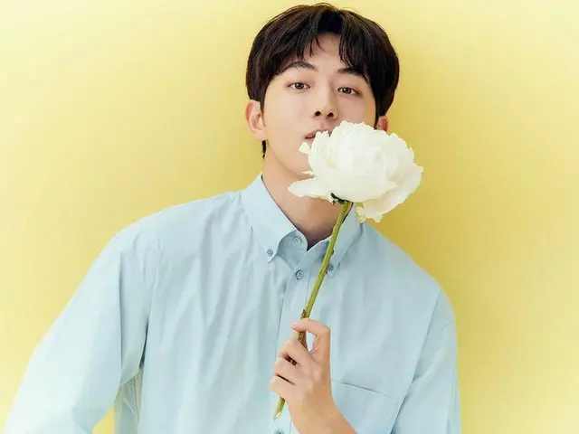 俳優ナム・ジュヒョク、花を持って胸キュンビジュアル…日本公式ファンクラブがリニュアルオープン
