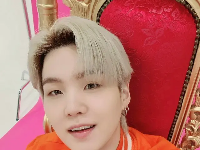 「BTS（防弾少年団）」SUGA、視線をひく明るい笑顔“「Over the Horizon」フルバージョン公開!”