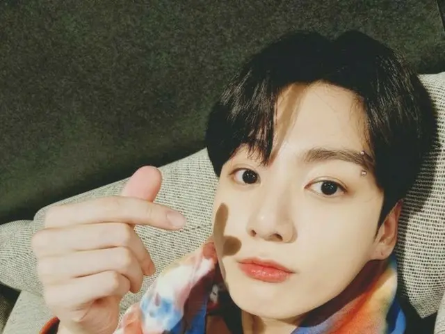 「BTS（防弾少年団）」ジョングクのラブリーセルフィー投稿に全世界のARMY歓喜!!