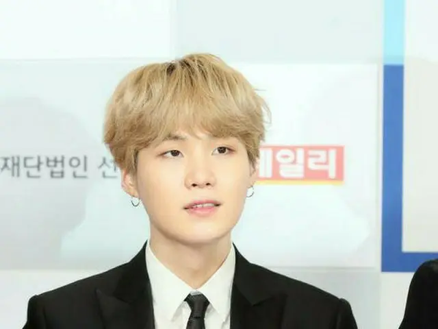 「BTS（防弾少年団）」SUGA、本がとよく似合うスターの1位に…2位はRM（BTS）