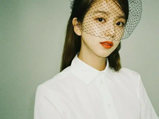 「BLACKPINK」ジス、清純な美しさ爆発…モダンでシックな魅力
