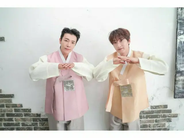 「SUPER JUNIOR-D&E」、韓服で秋夕のあいさつ…“もうすぐ良い姿でごあいさつします”カムバック予告（動画あり）