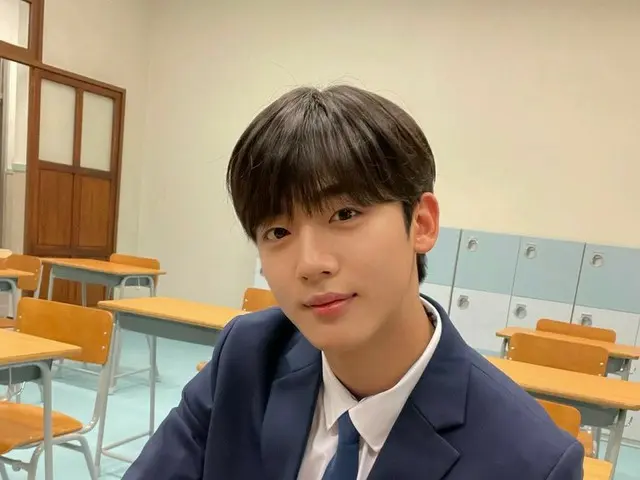 「WEi」キム・ヨハン、さすが「学校2021」の主人公…似合いすぎる制服姿
