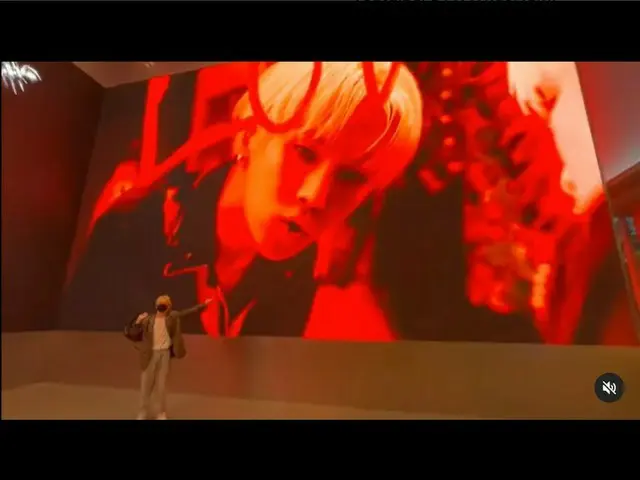 「SHINee」KEY（キー）、SM新社屋で流れる「BAD LOVE」のMVの前で歓喜（動画あり）