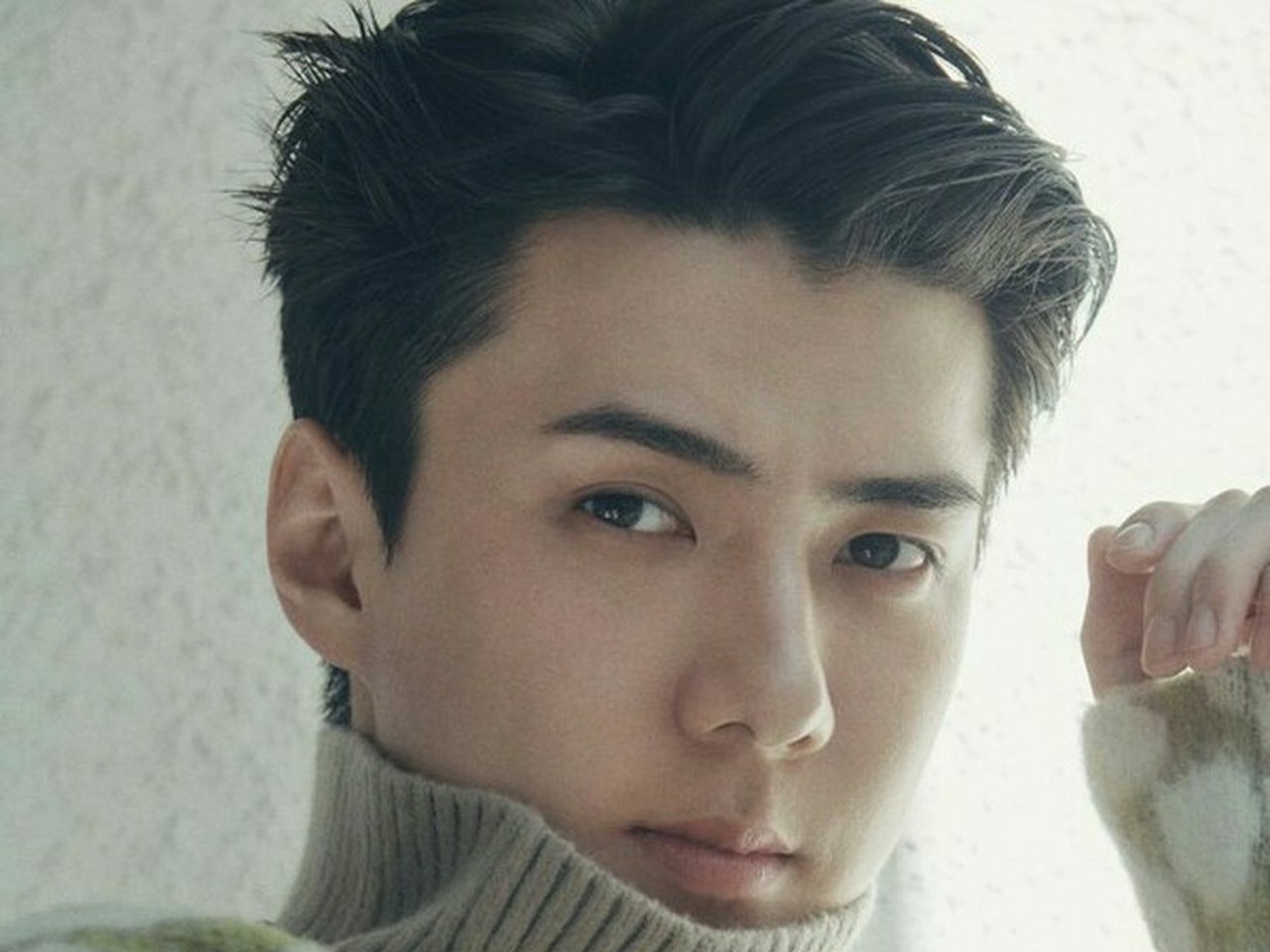 EXO」セフン、ダンディーファッションも完ぺきに着こなした…グラビア