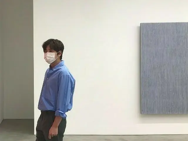 チャン・グンソク、展示会に行く…素敵なビジュアルはおまけ（動画あり）